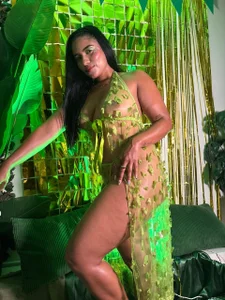 Meganlove__ Green Desire 💚 🍀 Foto 5