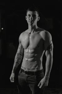 JacksonOlsenn: Black and white ! 😏 ( 2 фото)