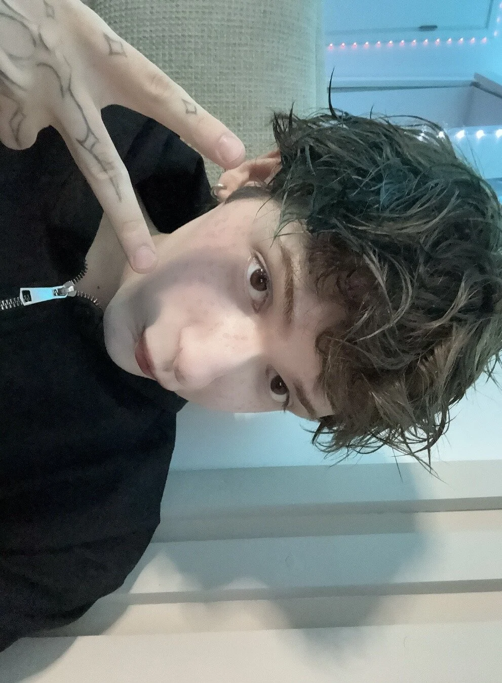 Трендове зображення  2727 colestorms