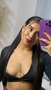 Mia_dolls18 my schoolgirl outfit😏❤️ Poză 2