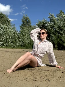 LavenderHot Walk in park and beach รูป  6