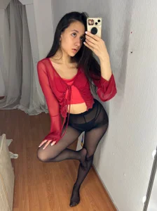 SelinaNoir Public Pic 5