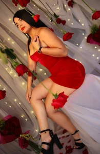 nicole_fiire Public Pic 6