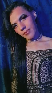 VanneCatalina your love Pic 2