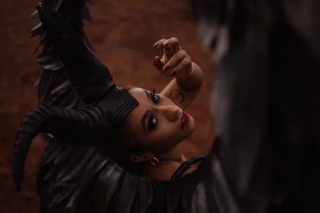 AlessiaLondon Unleashing a little dark magic 🦇✨ Halloween 𝟚𝟘𝟚𝟜 Pic 4