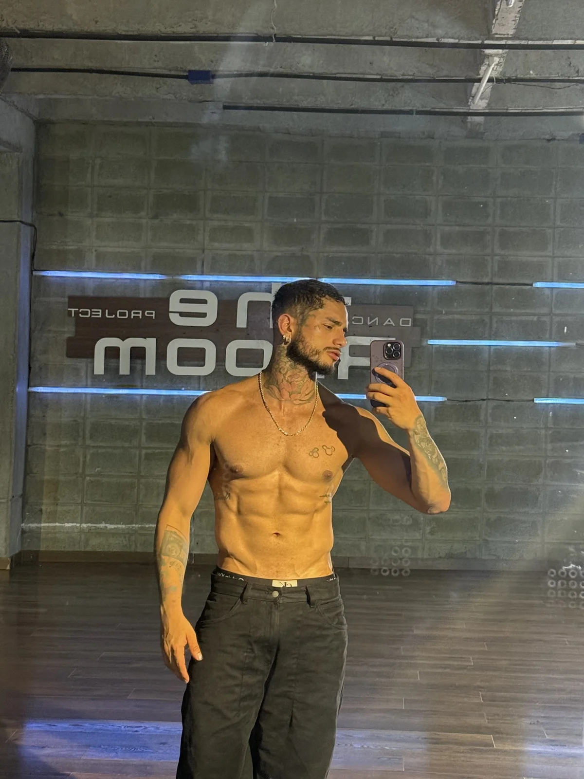 Foto em tendência de Alanrodgers 3096