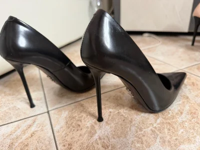 Heels 👠 od ReallyLustfulWoman  2 snímek