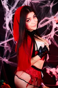 Eliizabeth_tay halloween :) Pic 2