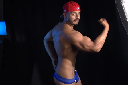 magnusclark The man of your dreams !!!!! Pic 4