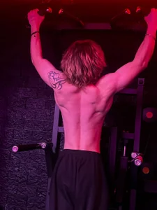 Brendan__PiksPublic图片