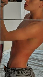 MathiasRay Public Foto 3