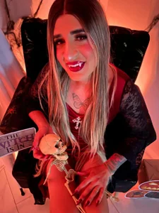 Victtoria_Parker Halloween 2026 🎃😈🦇 Poză 3