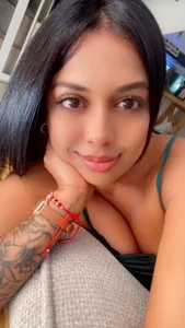 DimplesM Public Pic