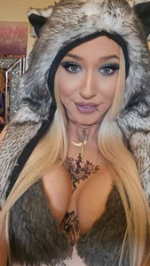 Julia-Sugar She Wolf 🐺 Pic 3