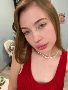 HertaAmorin Public Pic 2