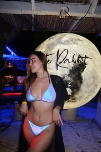 PeachyLina Public Immagine  3