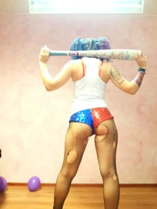 LuciaLoca Harley quinn صورة واحدة|LuciaLoca Harley quinn صورتان|LuciaLoca Harley quinn  2 صور|LuciaLoca Harley quinn  2 صورة