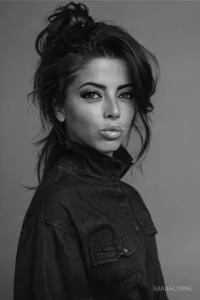 SarahLynz Velvet Metamorphosis Pic 4