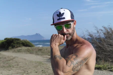 DarkShowX Public 圖片