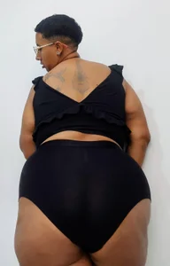 TiffantyAndStacy stacy 🍑🍑 Pic 2