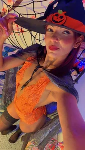 this sexy witch is waiting for you de hannapettit Foto