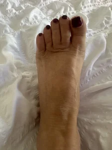 Huskie_Mia_UKのFeetの 9枚の写真