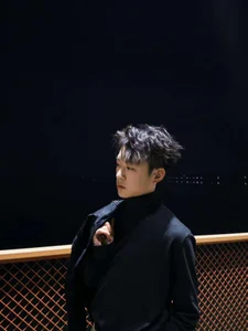 1 de AOA-KING  photos