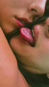 Cristal_Smith20 Public  5টি ছবি