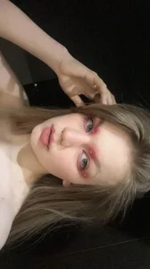 <3