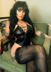 heavymetalvixen Public Pic 7