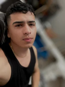 Adrian_Mill3r Public Pic