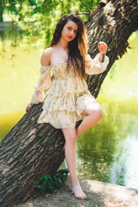 Alice_Voss Nature vibes Pic 3