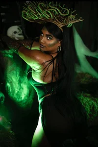 Kim_roussee Hallowe Bilde 4