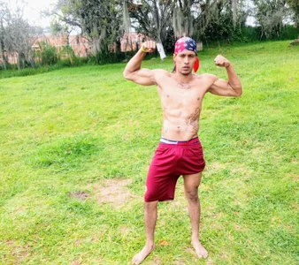 Cool de Ryan_coopper  4 Imagens