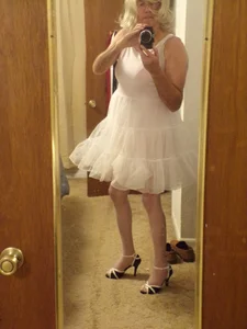 cheatinghubby1241 dress up รูป  2