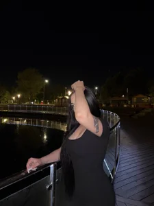 ZaraLane: Public ( 2 фото)