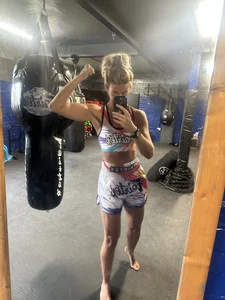 Bratty-Blonde55 Public Foto 8