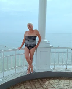 LovelyHelena sea. vacation Pic 6