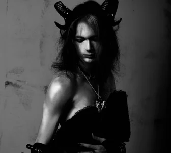 Luros_Modasy 的XXX裸体图片 6