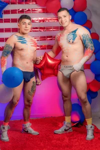 July 4th ♥️🤍🩵 de AndyandFran  4 Imagens