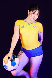 Zyra_tayの⚽🫦 bodypaintの 3枚の写真