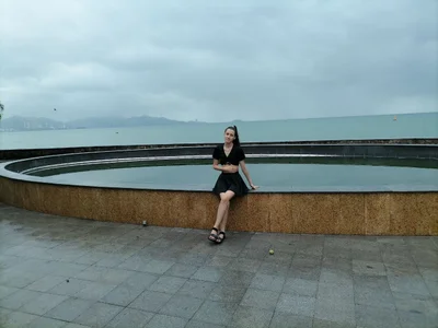MayGalen sensual album Pic 3