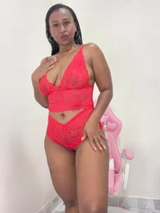 alexajhonson1012 Red girl 💖 Immagine 