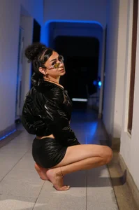 Come with me de Layla_Mackenzie  Imagens