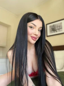 Greeniceeee's XXX Nude Photo 1