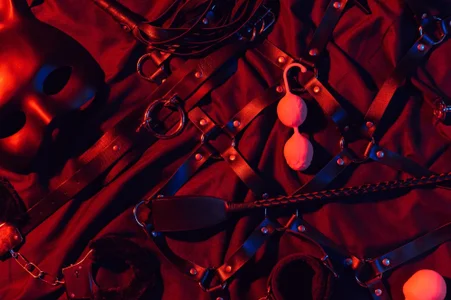 DevilCockMaxine new toys for the good boys!! Foto