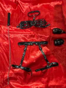 AgathaKondo_ Toys and costumes Foto 6