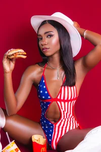 Tessa_Owenss Happy 4 de July🥳 Foto 5