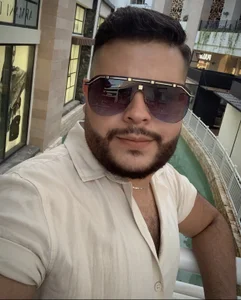 RoyBaker_ This is ROY Foto