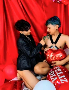 spicy_adonhis 😍💖 This Valentine's Day, I just want to get lost in your gaze. 💖😍 รูป  2